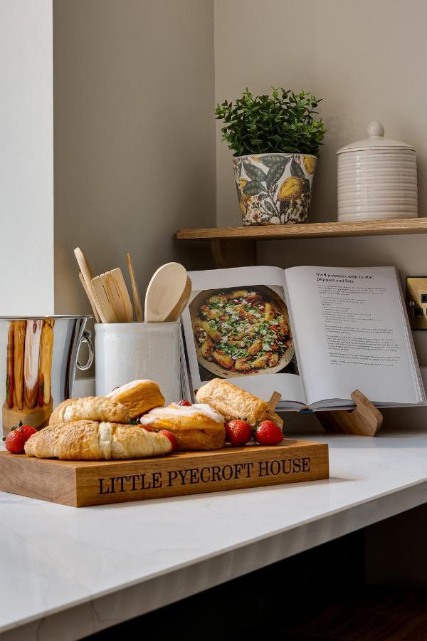 *New* Little Pyecroft House, Chester Bagian luar foto
