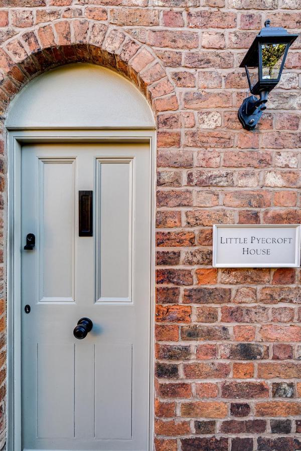 *New* Little Pyecroft House, Chester Bagian luar foto