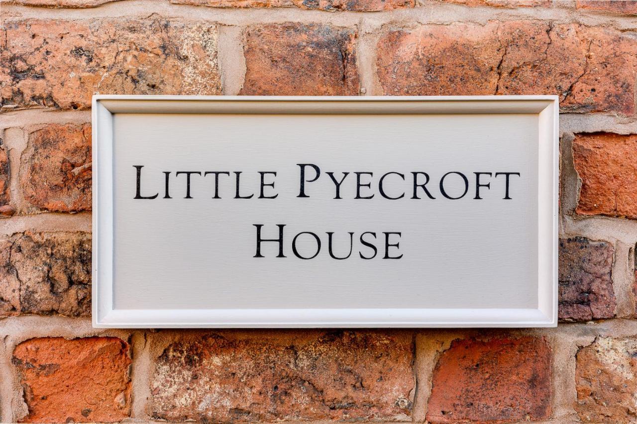 *New* Little Pyecroft House, Chester Bagian luar foto